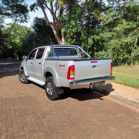TOYOTA Hilux Caminhonete 3.0 4P SR 4X4 DIESEL CABINE DUPLA, Foto 4