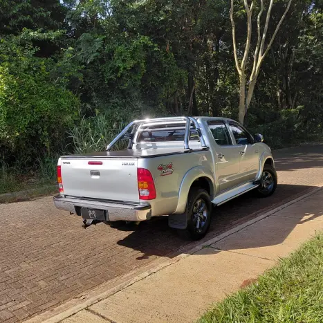 TOYOTA Hilux Caminhonete 3.0 4P SR 4X4 DIESEL CABINE DUPLA, Foto 12