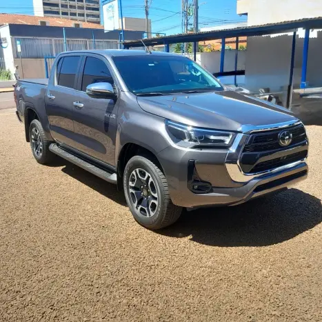 TOYOTA Hilux Caminhonete 2.8 16V SRX 4X4 TURBO DIESEL CABINE DUPLA AUTOM�TICO, Foto 5