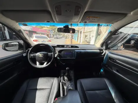 TOYOTA Hilux Caminhonete 2.8 16V 4P POWER PACK TURBO DIESEL 4X4 CABINE DUPLA, Foto 7