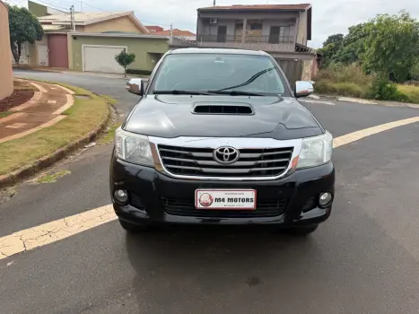 TOYOTA Hilux Caminhonete 3.0 16V 4P 4X4 SRV TURBO DIESEL CABINE DUPLA AUTOM�TICO, Foto 2