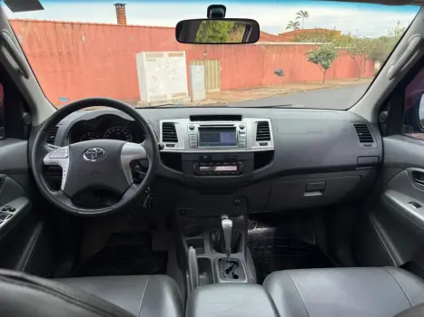 TOYOTA Hilux Caminhonete 3.0 16V 4P 4X4 SRV TURBO DIESEL CABINE DUPLA AUTOM�TICO, Foto 8