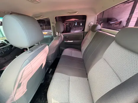 TOYOTA Hilux Caminhonete 2.7 16V 4P SR FLEX CABINE DUPLA AUTOM�TICO, Foto 9