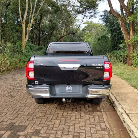 TOYOTA Hilux Caminhonete 2.8 16V SRX 4X4 DIESEL CABINE DUPLA AUTOM�TICO, Foto 6