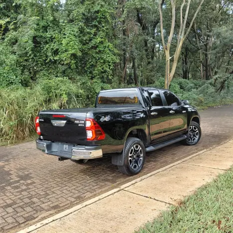 TOYOTA Hilux Caminhonete 2.8 16V SRX 4X4 DIESEL CABINE DUPLA AUTOM�TICO, Foto 7