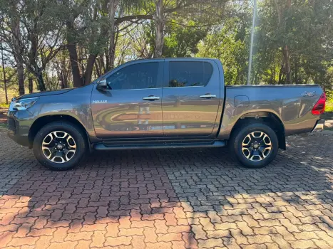 TOYOTA Hilux Caminhonete 2.8 16V 4P SRX DIESEL CABINE DUPLA, Foto 4