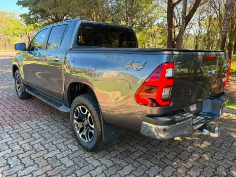TOYOTA Hilux Caminhonete 2.8 16V 4P SRX DIESEL CABINE DUPLA, Foto 5