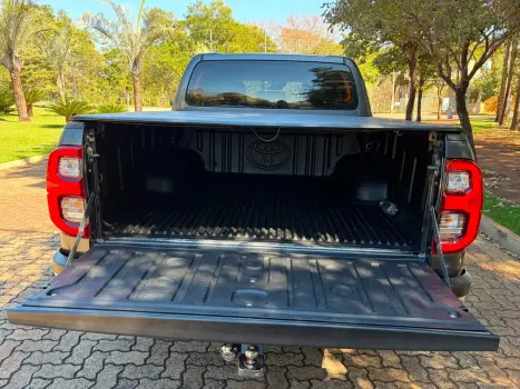TOYOTA Hilux Caminhonete 2.8 16V 4P SRX DIESEL CABINE DUPLA, Foto 6