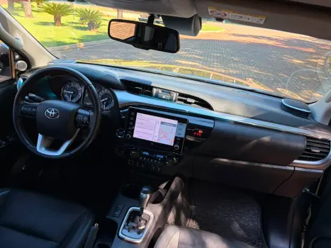 TOYOTA Hilux Caminhonete 2.8 16V 4P SRX DIESEL CABINE DUPLA, Foto 11