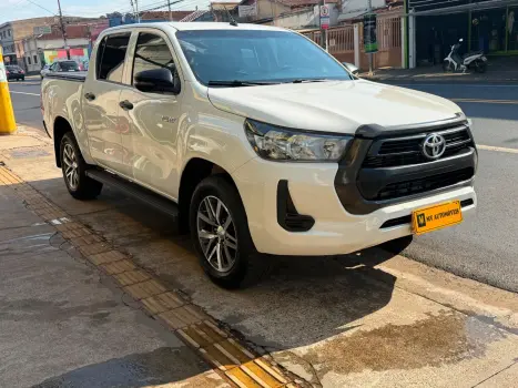 TOYOTA Hilux Caminhonete 2.8 16V 4P POWER PACK TURBO DIESEL 4X4 CABINE DUPLA, Foto 2