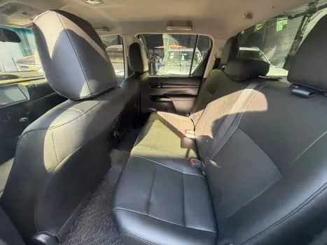 TOYOTA Hilux Caminhonete 2.8 16V 4P POWER PACK TURBO DIESEL 4X4 CABINE DUPLA, Foto 9