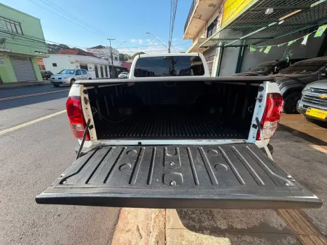 TOYOTA Hilux Caminhonete 2.8 16V 4P POWER PACK TURBO DIESEL 4X4 CABINE DUPLA, Foto 13