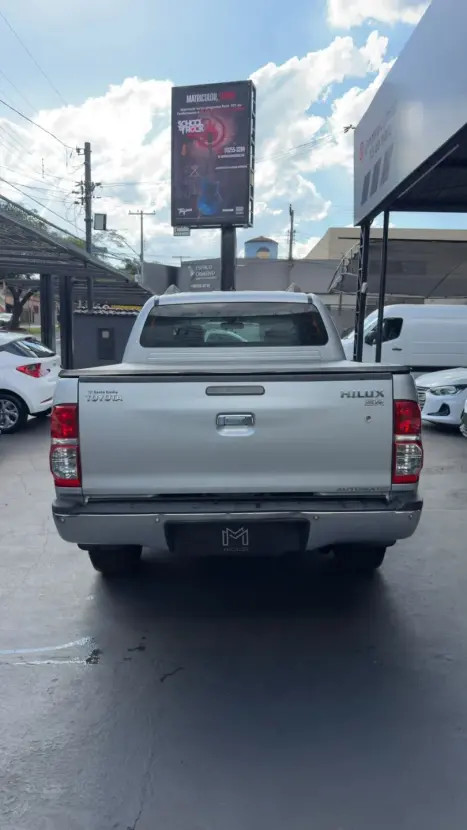 TOYOTA Hilux Caminhonete 2.7 16V 4P SRV FLEX 4X4  CABINE DUPLA AUTOMÁTICO, Foto 5