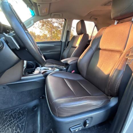 TOYOTA Hilux SW4 2.7 16V 4P FLEX SRV 7 LUGARES AUTOMÁTICO, Foto 11