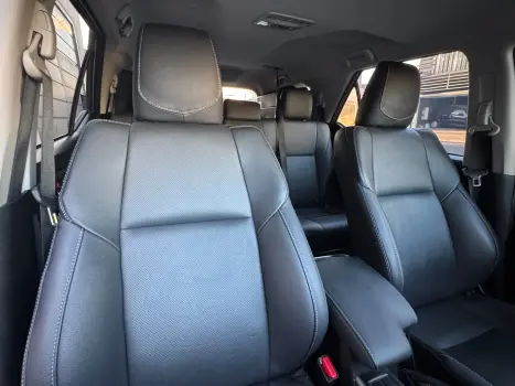 TOYOTA Hilux SW4 2.8 16V 4P SRX PLATINUM 4X4 7 LUGARES TURBO DIESEL AUTOM�TICO, Foto 10