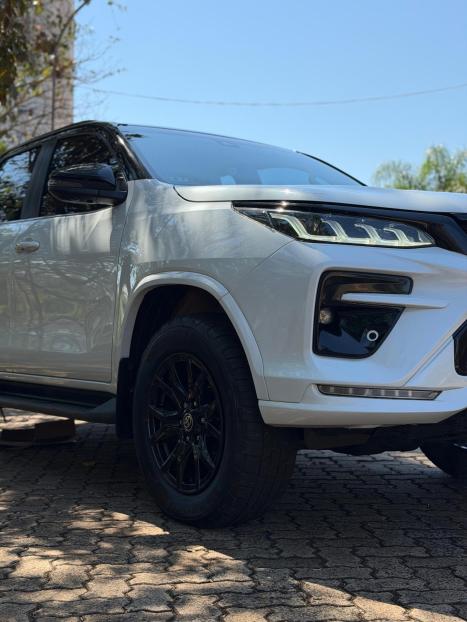 TOYOTA Hilux SW4 2.8 16V 4P GR-S 7 LUGARES 4X4 TURBO DIESEL AUTOM�TICO, Foto 11