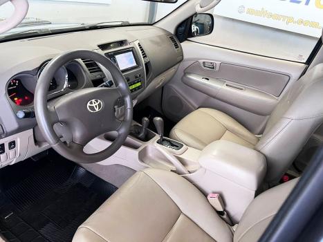 TOYOTA Hilux SW4 3.0 16V 4P SRV 4X4 TURBO DIESEL AUTOM�TICO, Foto 3