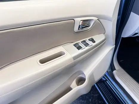 TOYOTA Hilux SW4 3.0 16V 4P SRV 4X4 TURBO DIESEL AUTOM�TICO, Foto 6