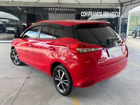 TOYOTA Yaris Hatch 1.3 16V 4P FLEX XL MULTIDRIVE AUTOM�TICO CVT, Foto 3