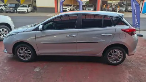 TOYOTA Yaris Hatch 1.5 16V 4P FLEX XS MULTIDRIVE AUTOM�TICO CVT, Foto 6