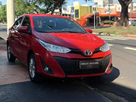 TOYOTA Yaris Hatch 1.3 16V 4P FLEX XL PLUS TECH MULTIDRIVE AUTOM�TICO CVT, Foto 3