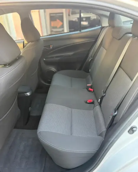 TOYOTA Yaris Hatch 1.5 16V 4P FLEX XL MULTIDRIVE AUTOM�TICO CVT, Foto 15