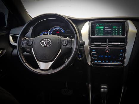 TOYOTA Yaris Hatch 1.5 16V 4P FLEX XLS CONNECT MULTIDRIVE AUTOMÁTICO CVT, Foto 14