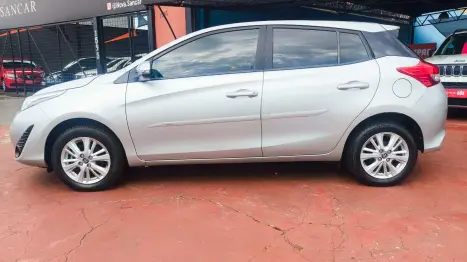 TOYOTA Yaris Hatch 1.3 16V 4P FLEX XL MULTIDRIVE AUTOMÁTICO CVT, Foto 8