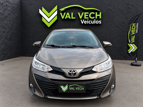 TOYOTA Yaris Hatch 1.5 16V 4P FLEX XLS CONNECT MULTIDRIVE AUTOMÁTICO CVT, Foto 2
