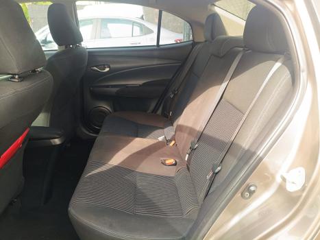 TOYOTA Yaris Hatch 1.5 16V 4P FLEX XLS CONNECT MULTIDRIVE AUTOMÁTICO CVT, Foto 8