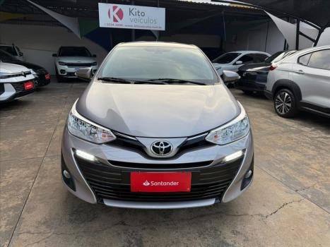 TOYOTA Yaris Sedan 1.5 16V 4P FLEX XS MULTIDRIVE AUTOM�TICO CVT, Foto 3