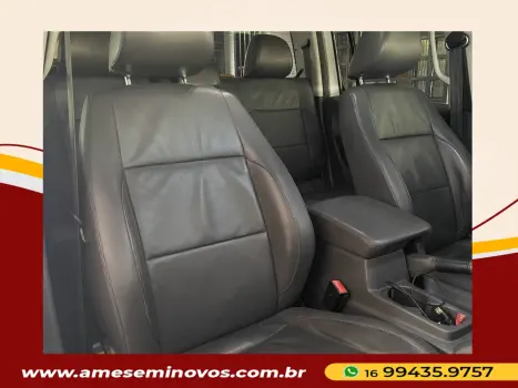 VOLKSWAGEN Amarok 2.0 16V 4X4 CABINE DUPLA  HIGHLINE TURBO INTERCOOLER, Foto 14