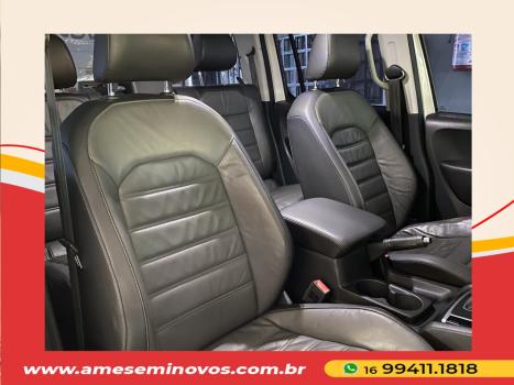 VOLKSWAGEN Amarok 2.0 16V 4X4 CABINE DUPLA HIGHLINE TURBO INTERCOOLER AUTOM�TICO, Foto 7