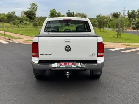 VOLKSWAGEN Amarok 3.0 V6 CABINE DUPLA HIGHLINE 4X4 TURBO INTERCOOLER AUTOMÁTICO, Foto 5 VOLKSWAGEN Amarok 3.0 V6 CABINE DUPLA HIGHLINE 4X4 TURBO INTERCOOLER AUTOMÁTICO, Foto 5