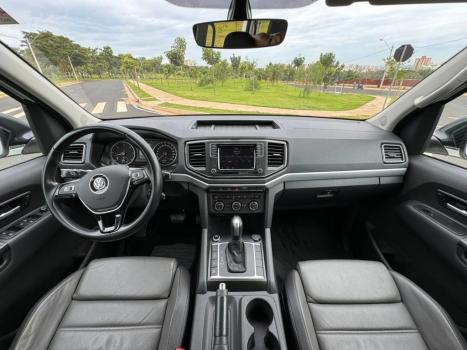 VOLKSWAGEN Amarok 3.0 V6 CABINE DUPLA HIGHLINE 4X4 TURBO INTERCOOLER AUTOMÁTICO, Foto 8 VOLKSWAGEN Amarok 3.0 V6 CABINE DUPLA HIGHLINE 4X4 TURBO INTERCOOLER AUTOMÁTICO, Foto 8