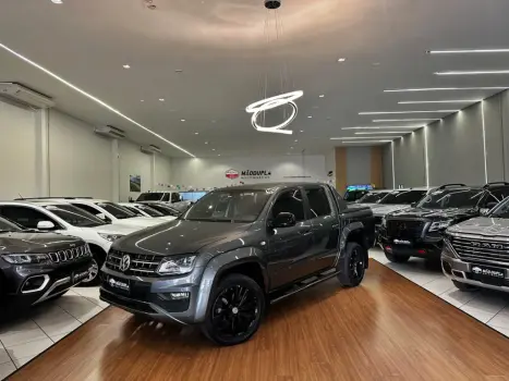 VOLKSWAGEN Amarok 3.0 V6 CABINE DUPLA HIGHLINE EXTREME 4X4 TURBO INTERCOOLER AUTOMÁTICO, Foto 1 VOLKSWAGEN Amarok 3.0 V6 CABINE DUPLA HIGHLINE EXTREME 4X4 TURBO INTERCOOLER AUTOMÁTICO, Foto 1