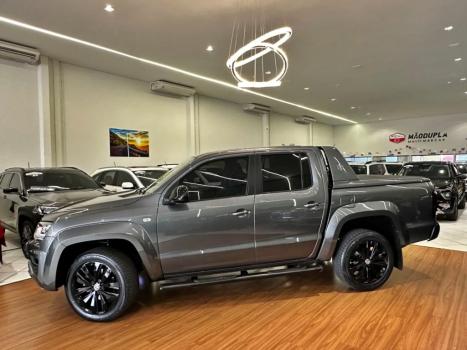 VOLKSWAGEN Amarok 3.0 V6 CABINE DUPLA HIGHLINE EXTREME 4X4 TURBO INTERCOOLER AUTOMÁTICO, Foto 3 VOLKSWAGEN Amarok 3.0 V6 CABINE DUPLA HIGHLINE EXTREME 4X4 TURBO INTERCOOLER AUTOMÁTICO, Foto 3