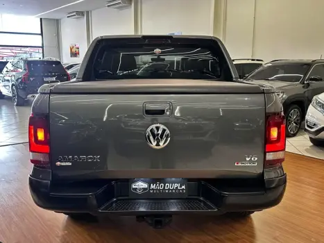 VOLKSWAGEN Amarok 3.0 V6 CABINE DUPLA HIGHLINE EXTREME 4X4 TURBO INTERCOOLER AUTOMÁTICO, Foto 4 VOLKSWAGEN Amarok 3.0 V6 CABINE DUPLA HIGHLINE EXTREME 4X4 TURBO INTERCOOLER AUTOMÁTICO, Foto 4