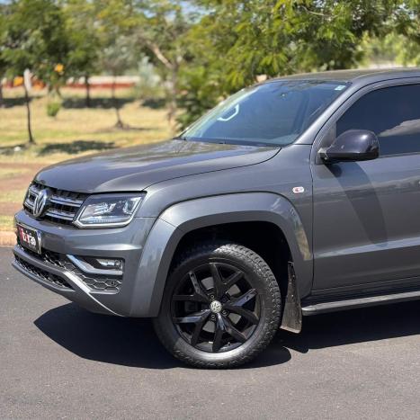 VOLKSWAGEN Amarok 3.0 V6 CABINE DUPLA HIGHLINE 4X4 TURBO INTERCOOLER AUTOM�TICO, Foto 2