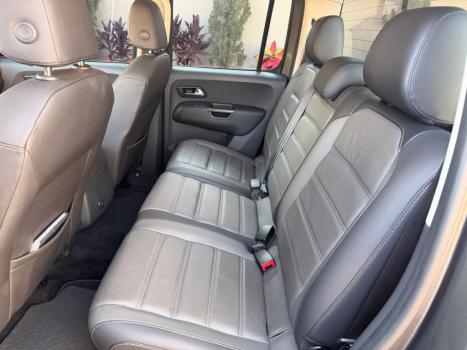VOLKSWAGEN Amarok 3.0 V6 CABINE DUPLA HIGHLINE 4X4 TURBO INTERCOOLER AUTOM�TICO, Foto 6