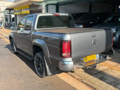 VOLKSWAGEN Amarok 3.0 V6 CABINE DUPLA HIGHLINE 4X4 TURBO INTERCOOLER AUTOM�TICO, Foto 3