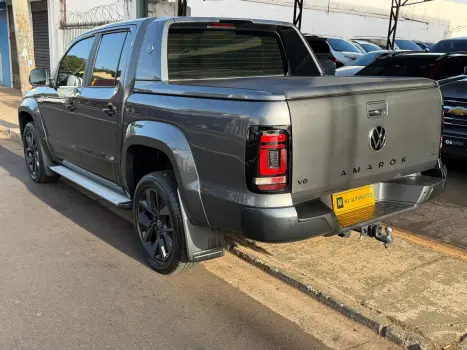VOLKSWAGEN Amarok 3.0 V6 CABINE DUPLA HIGHLINE EXTREME 4X4 TURBO INTERCOOLER AUTOM�TICO, Foto 3
