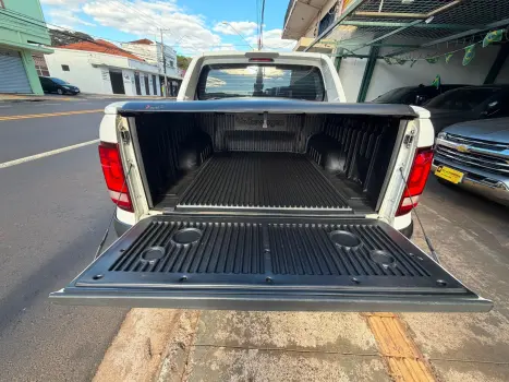 VOLKSWAGEN Amarok 3.0 V6 CABINE DUPLA HIGHLINE EXTREME 4X4 TURBO INTERCOOLER AUTOM�TICO, Foto 14