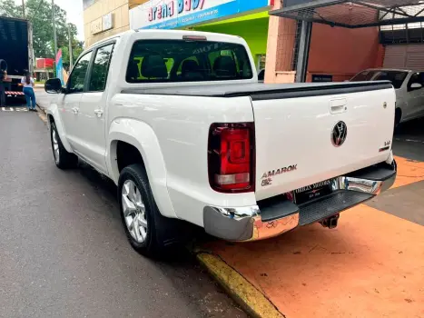 VOLKSWAGEN Amarok 3.0 V6 CABINE DUPLA HIGHLINE 4X4 TURBO INTERCOOLER AUTOMÁTICO, Foto 6