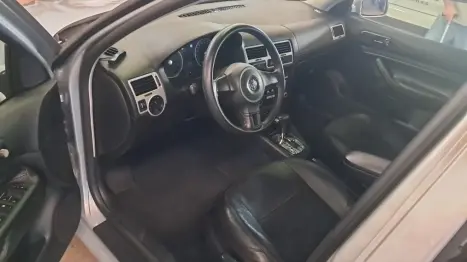 VOLKSWAGEN Bora 2.0 4P FLEX AUTOMTICO, Foto 5