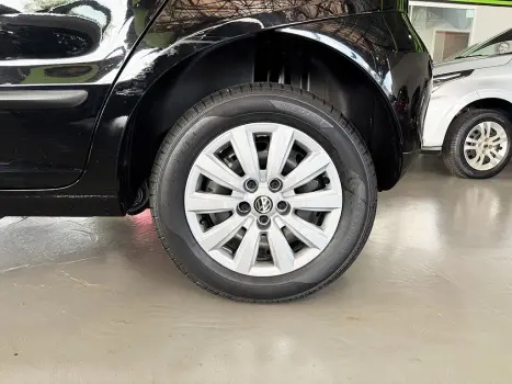 VOLKSWAGEN Fox 1.0 4P PLUS FLEX, Foto 10