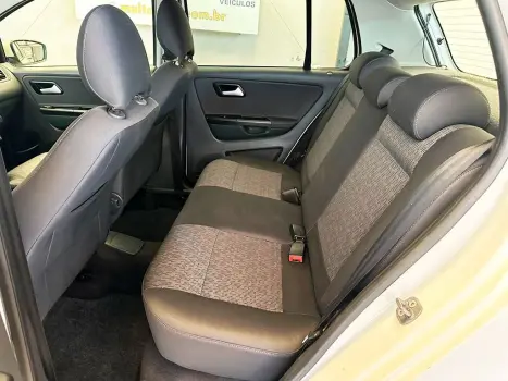 VOLKSWAGEN Fox 1.6 4P, Foto 7