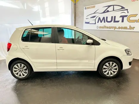 VOLKSWAGEN Fox 1.6 4P, Foto 11