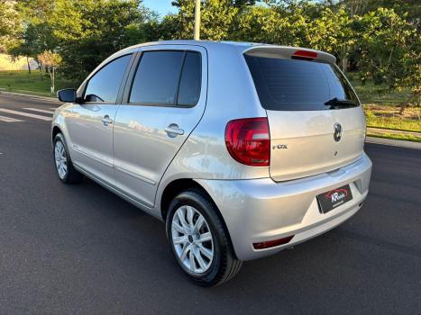 VOLKSWAGEN Fox 1.6 4P, Foto 6