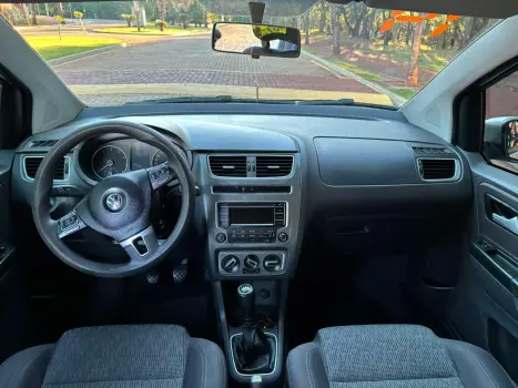 VOLKSWAGEN Fox 1.6 4P, Foto 7